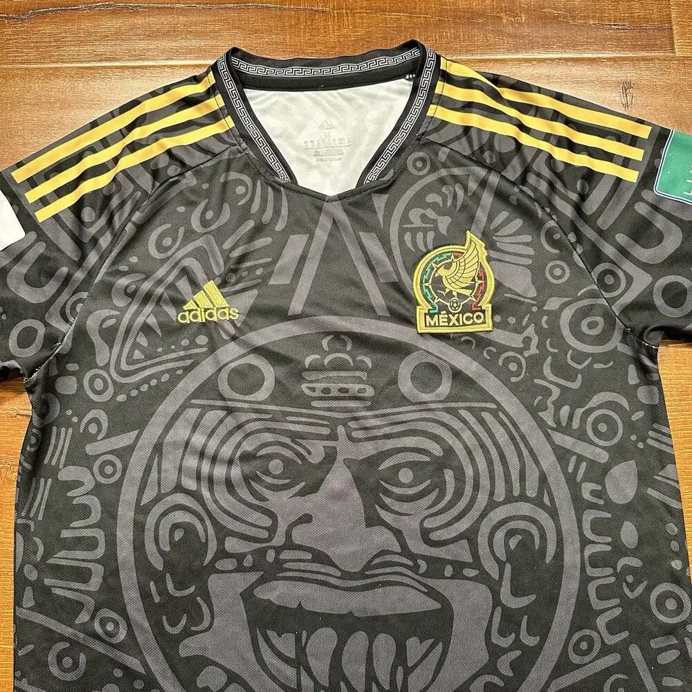 Adidas Mexico 2022 World Cup Soccer Jersey Mens M Black Aztec Sun Stone Rare